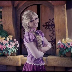 Rapunzel costume with wig great for Halloween